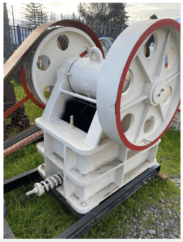 Molino Chancador Mandibula Mineria 20hp 380v 20t - Imagen 2